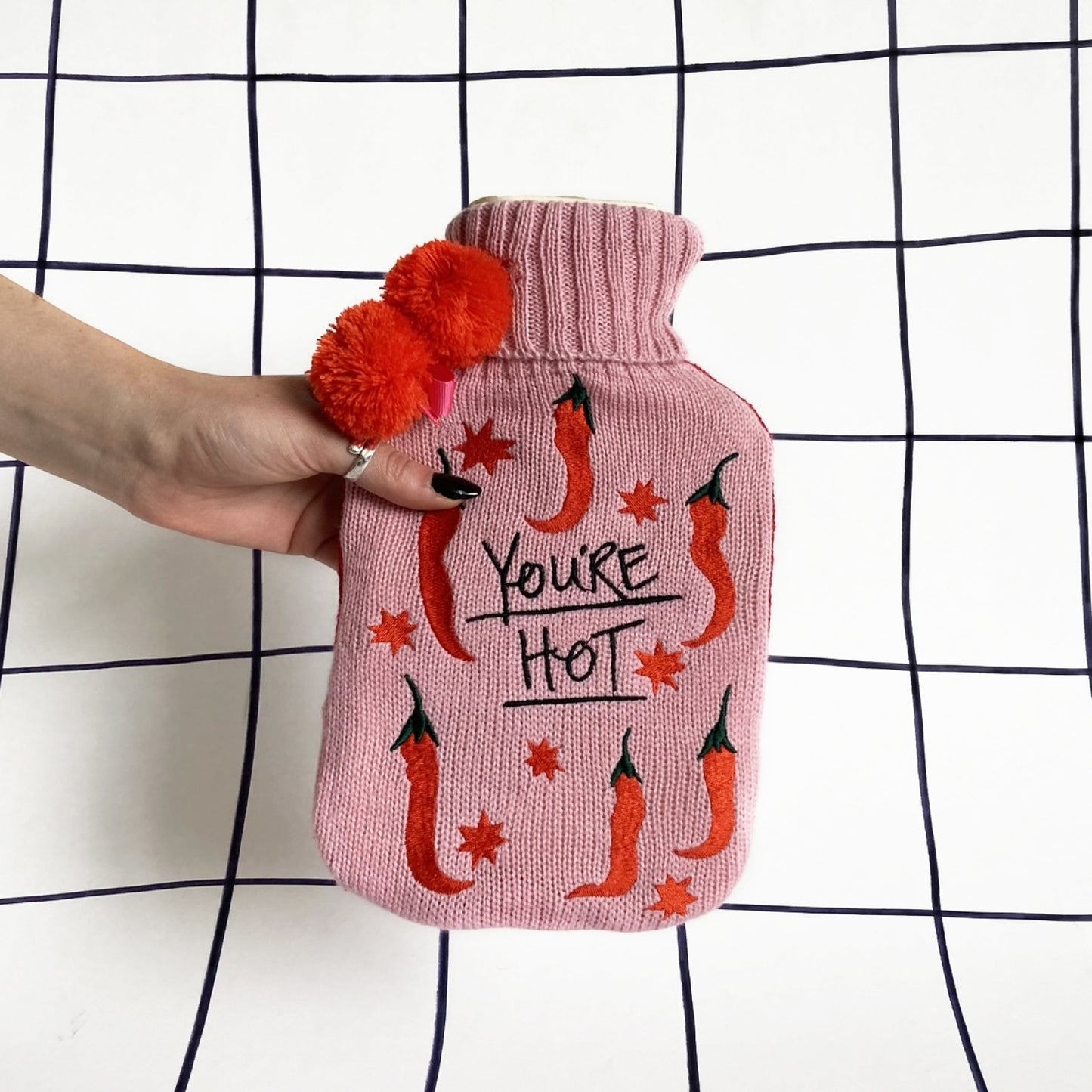 Dom katastrofy-Small Talk-You're Hot Chilli Hot-Butelka z gorącą wodą