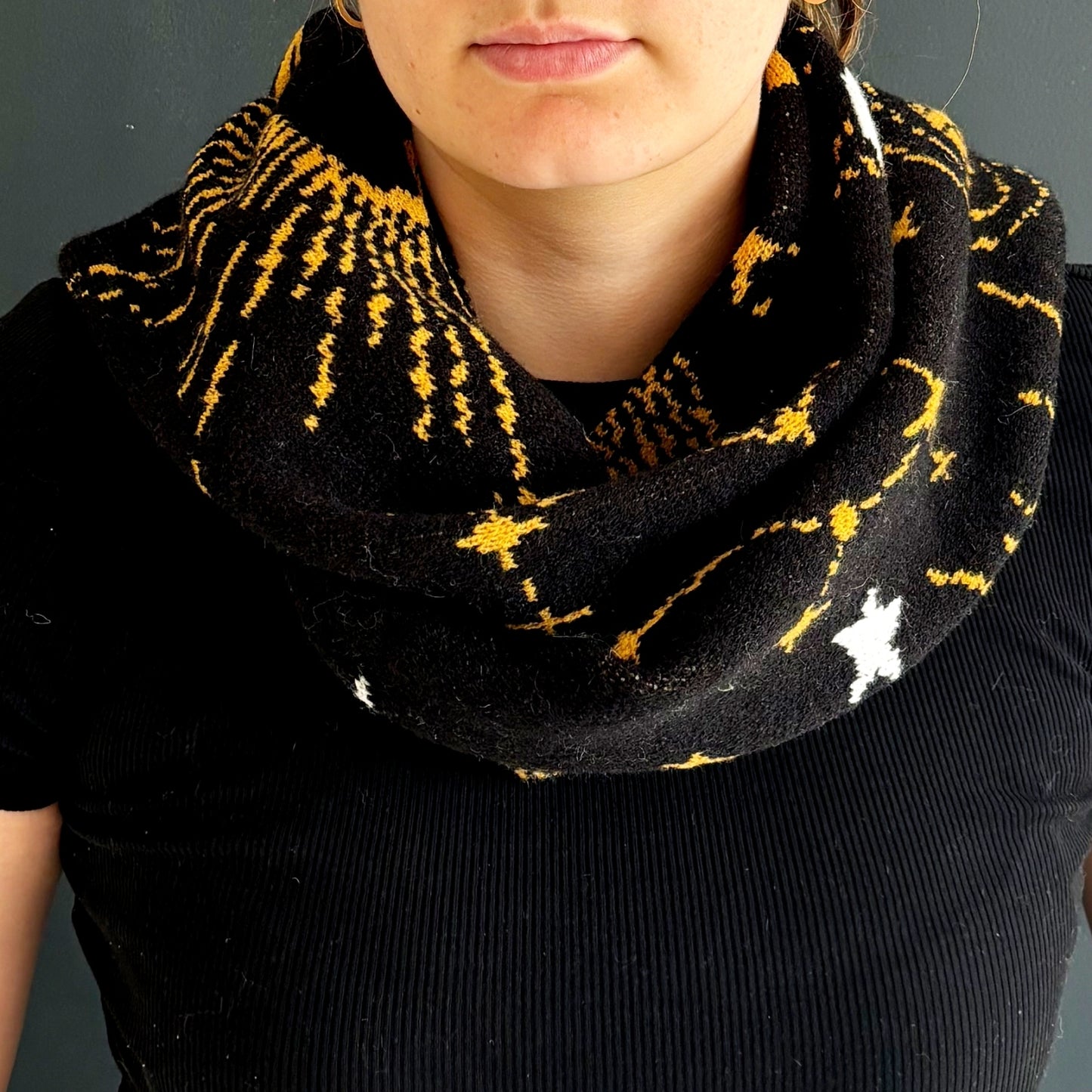 House of Disaster-After Dark-Scarf-Black
