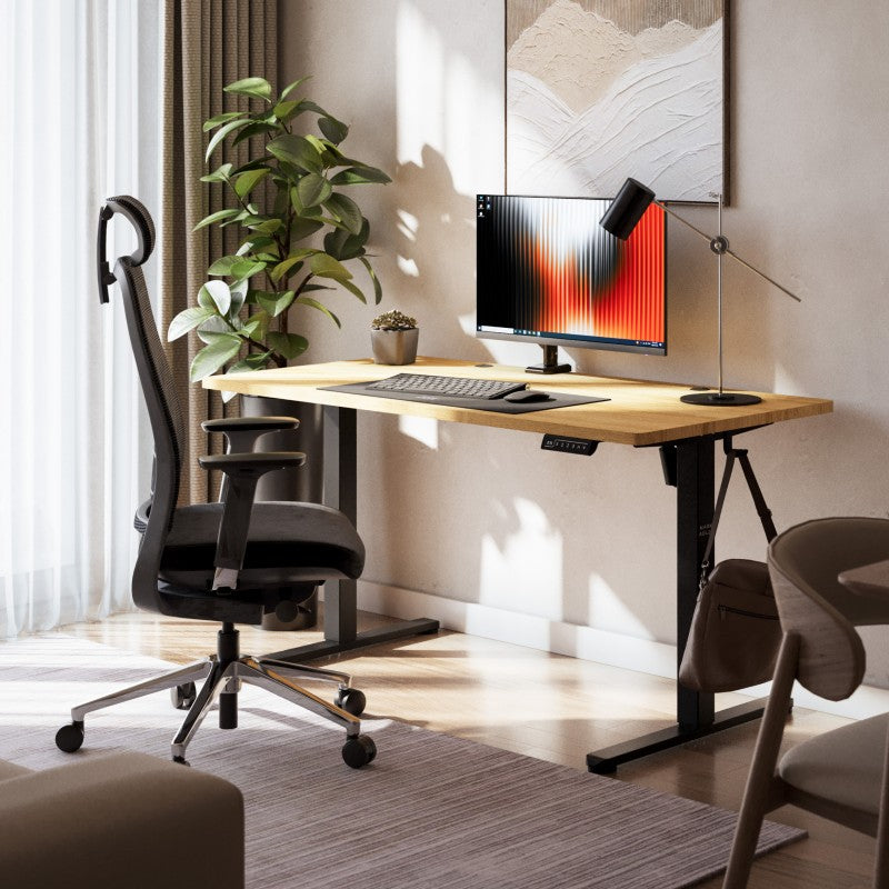 Mark Adler Desk Leader 7.3-140x70 cm - Electrically adjustable - Black/wood